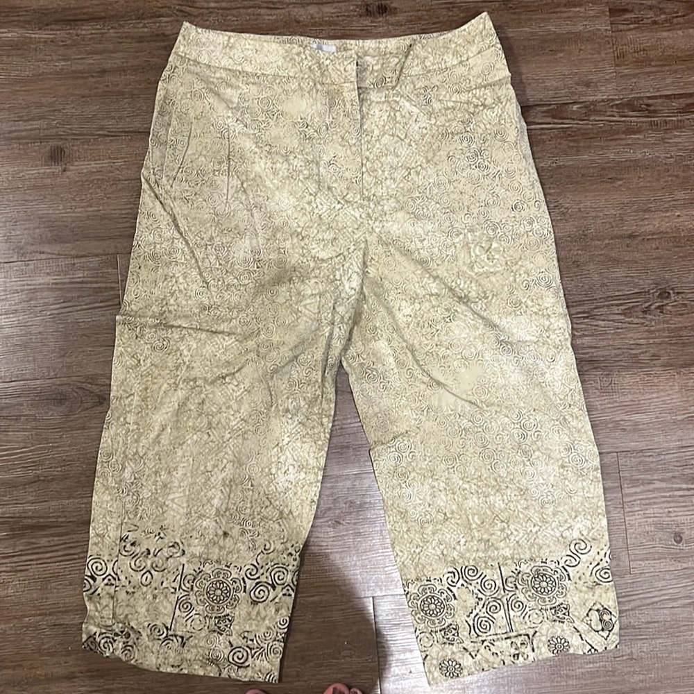Womens Chicos pants. Wide leg.